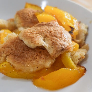 Easy Peach Cobbler