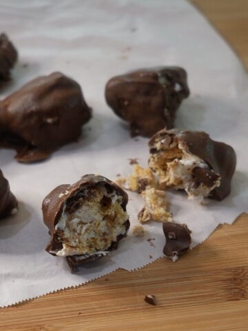 FInal recipe shot of the frozen yogurt s'mores clusters cut open